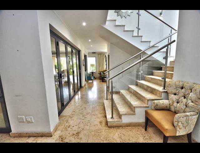 5 BEDROOM HOUSE FOR SALE IN NORTHERN ACRES